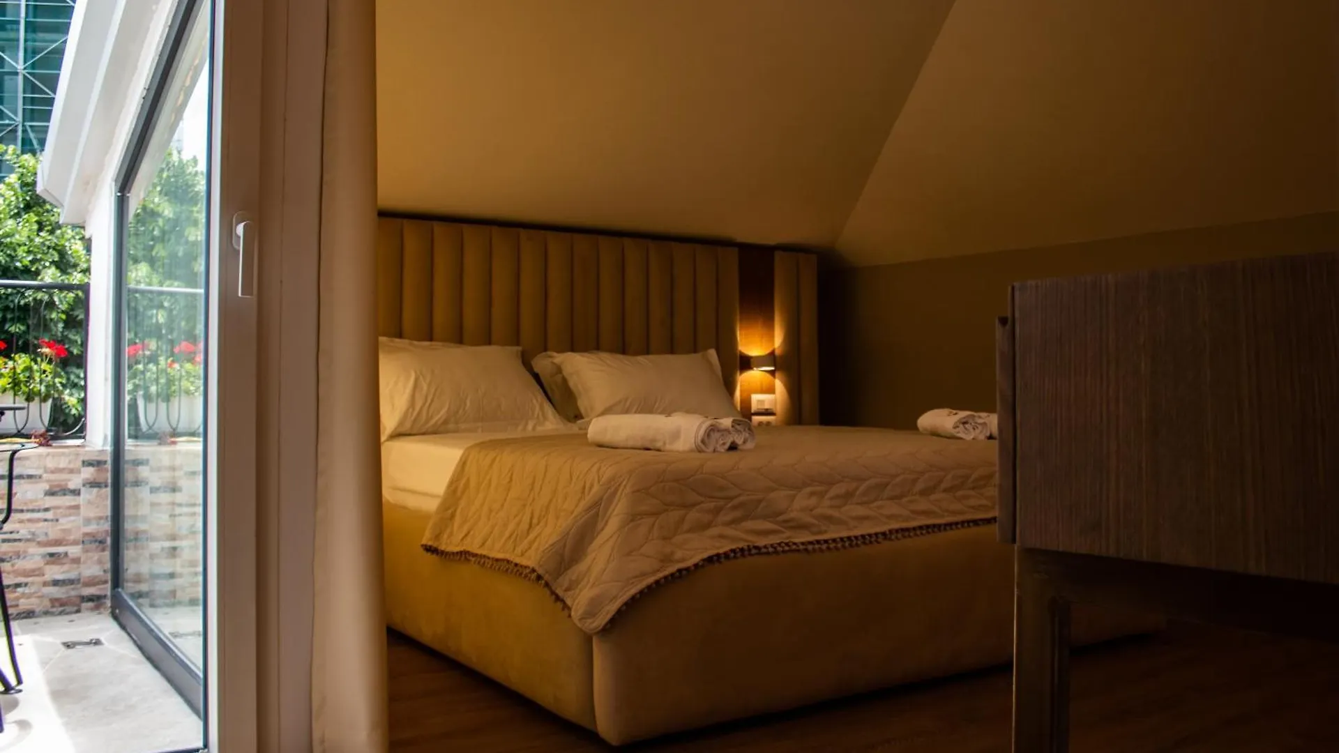 Vila Koja Boutique Hotel Tirana Albania
